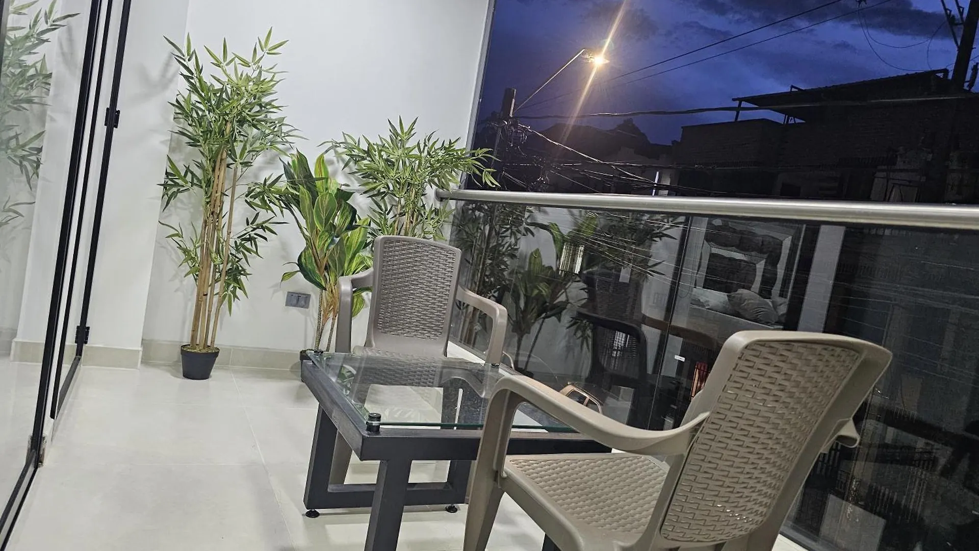 201New Apartment Perfect Location Close To Poblado 메딜린 0*,  콜롬비아