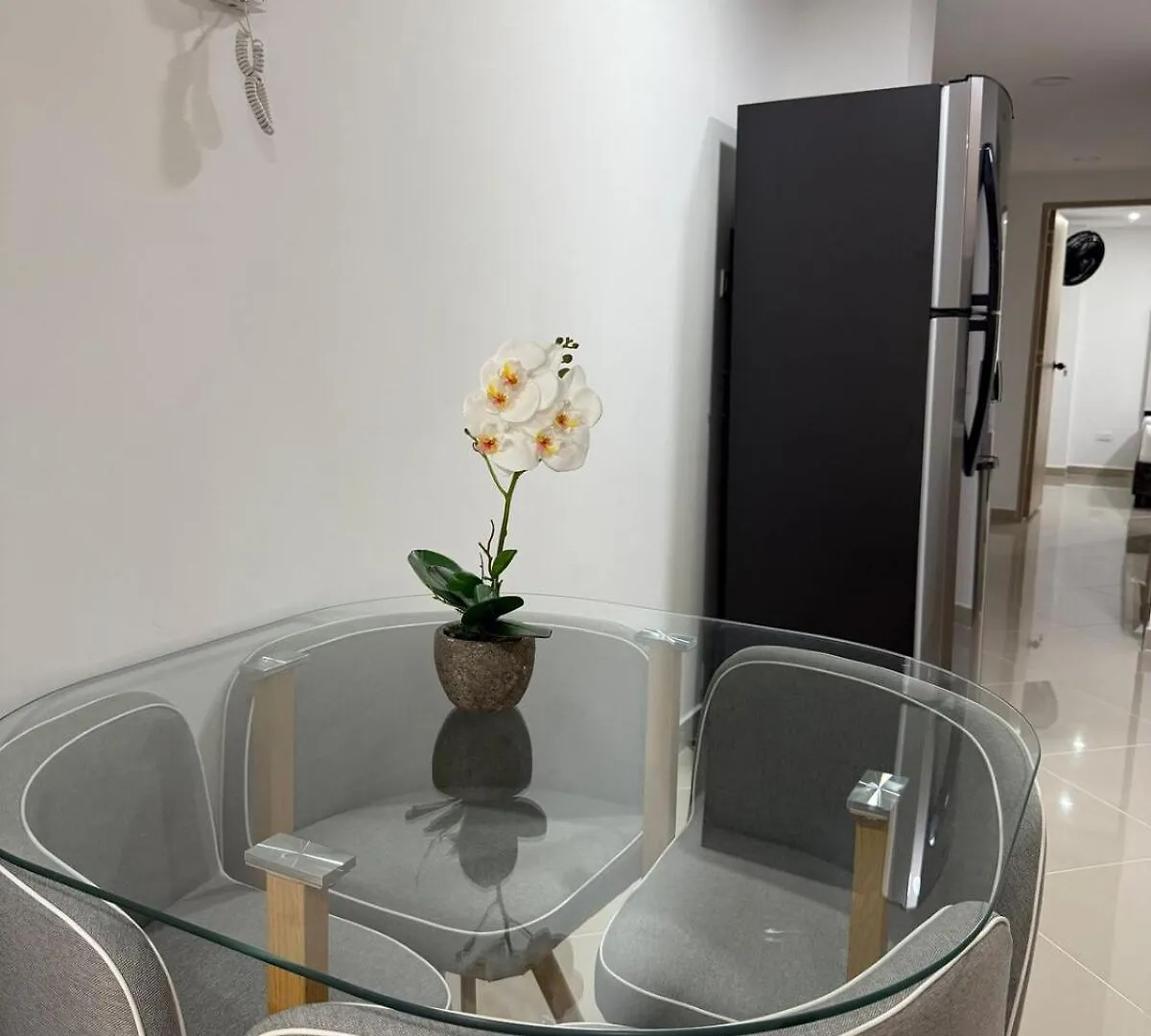 201New Apartment Perfect Location Close To Poblado メデジン