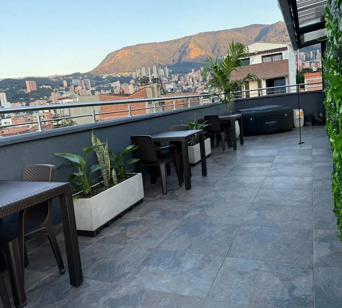 201New Apartment Perfect Location Close To Poblado メデジン