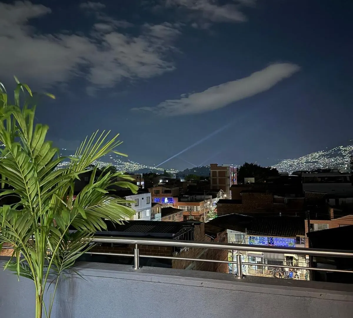 201New Apartment Perfect Location Close To Poblado Medellin Colombia