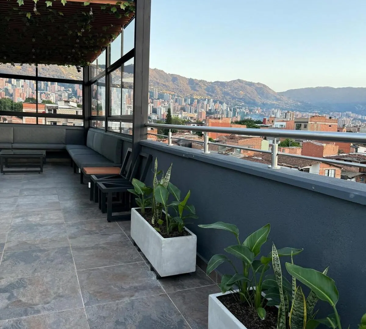 201New Apartment Perfect Location Close To Poblado メデジン コロンビア