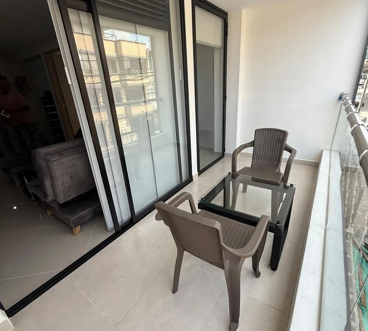 201New Apartment Perfect Location Close To Poblado メデジン