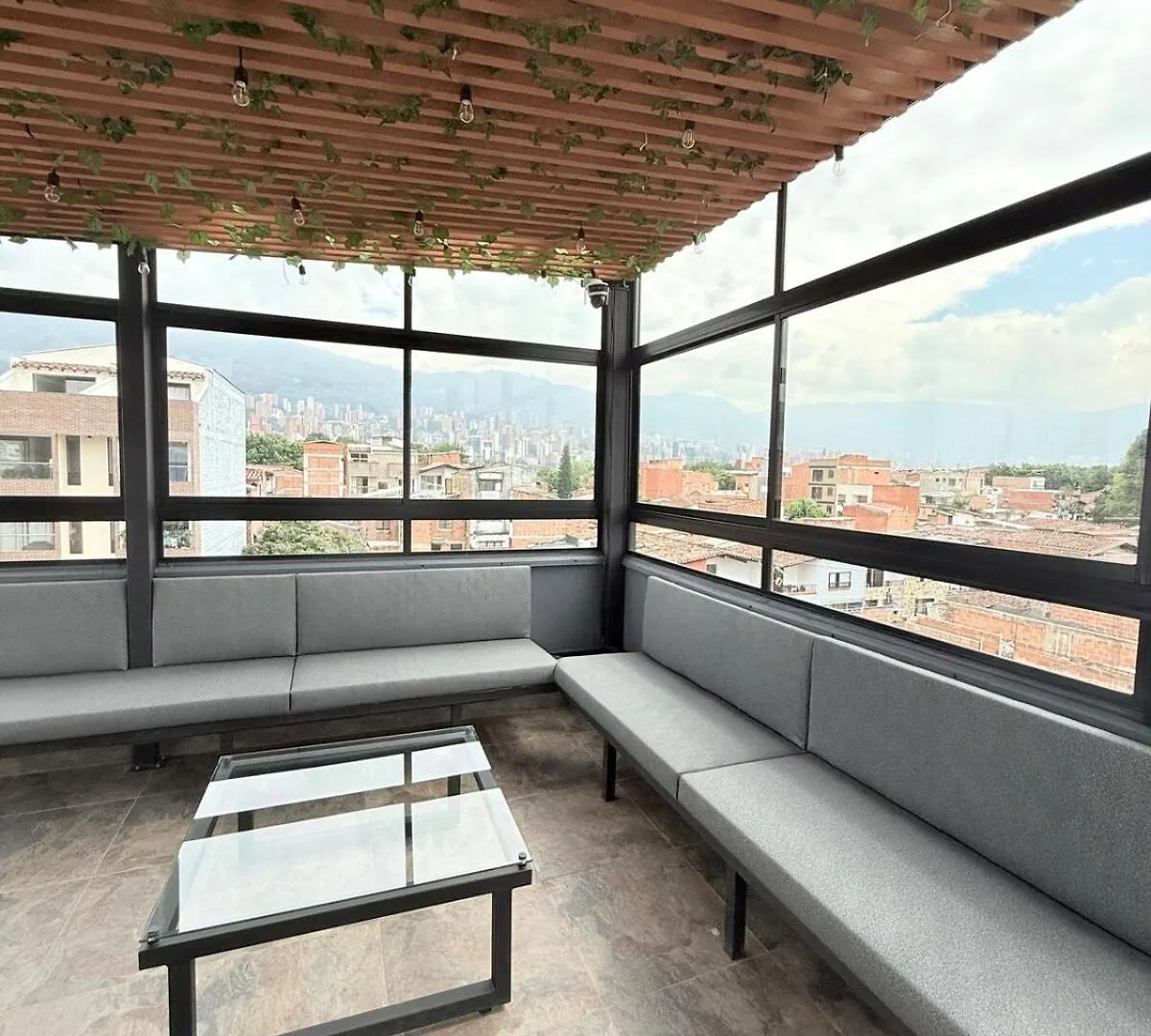 201New Apartment Perfect Location Close To Poblado メデジン 0*,  コロンビア