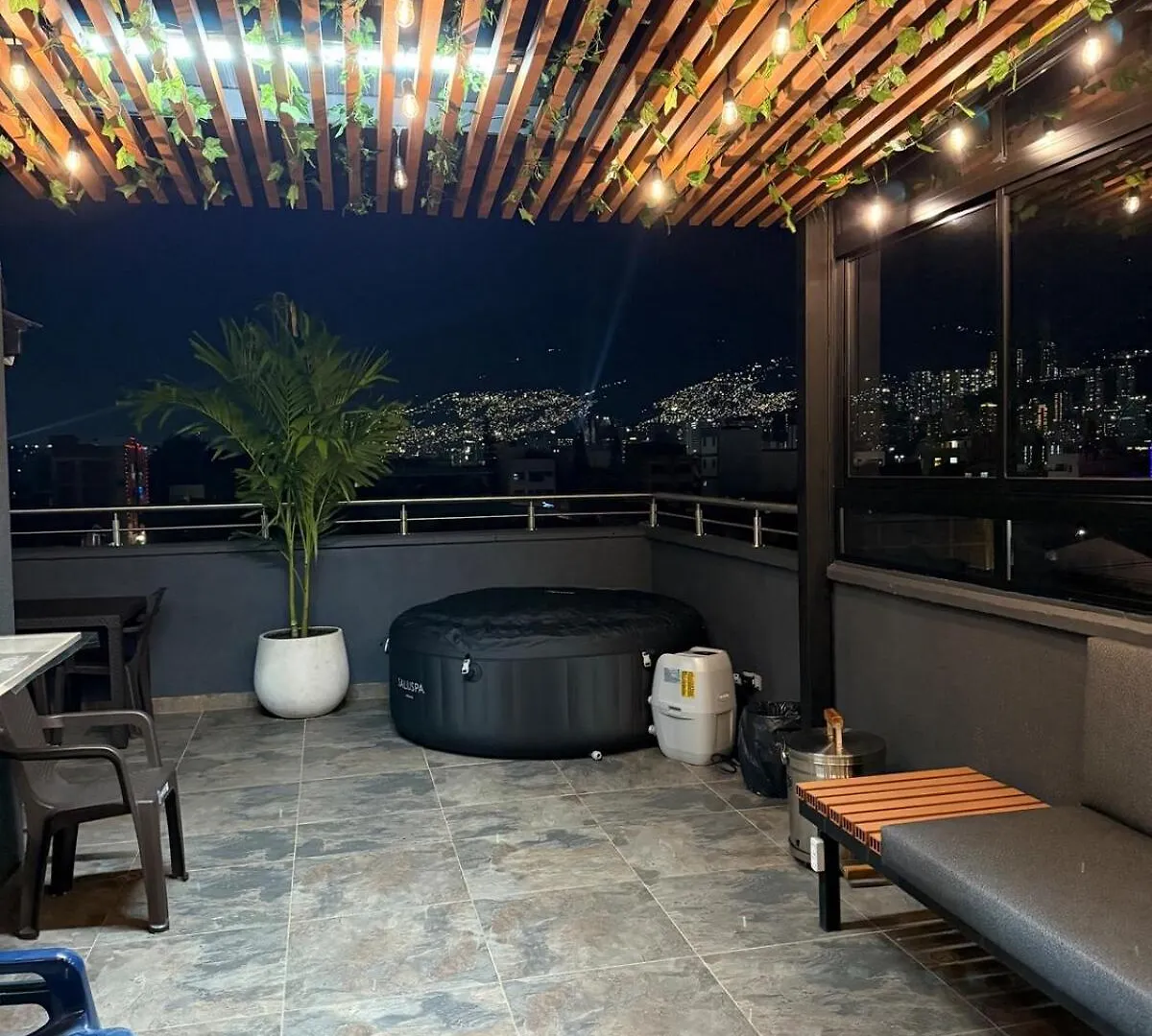 201New Apartment Perfect Location Close To Poblado メデジン