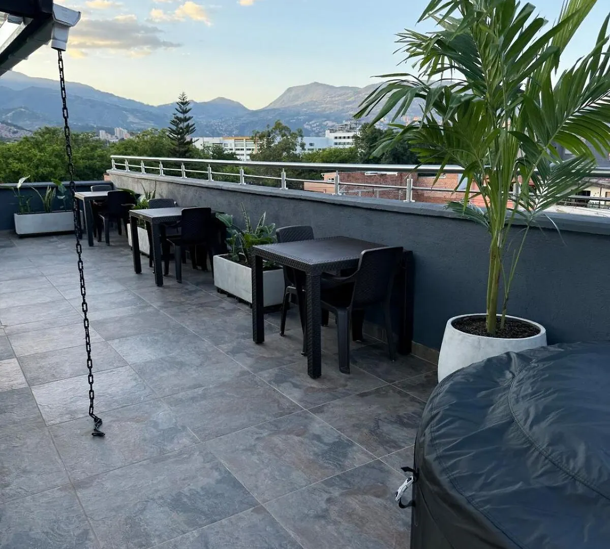 201New Apartment Perfect Location Close To Poblado メデジン